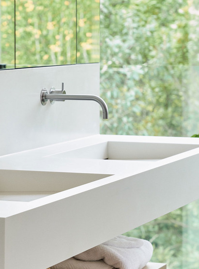 121X/300 One-Handle Build-In Mixer