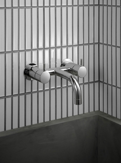 1611 Two-Handle Mixer