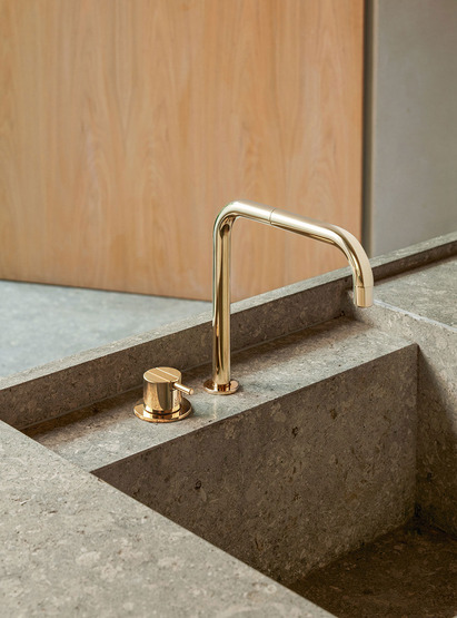 590 One-Handle Mixer