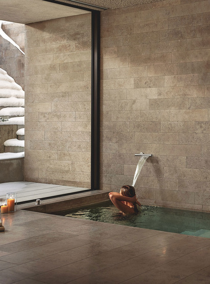 Combi-31 Waterfall Shower And Build-In Stop Valve