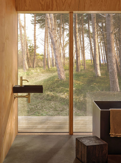 HV1E Basin Mixer With On-Off Sensor