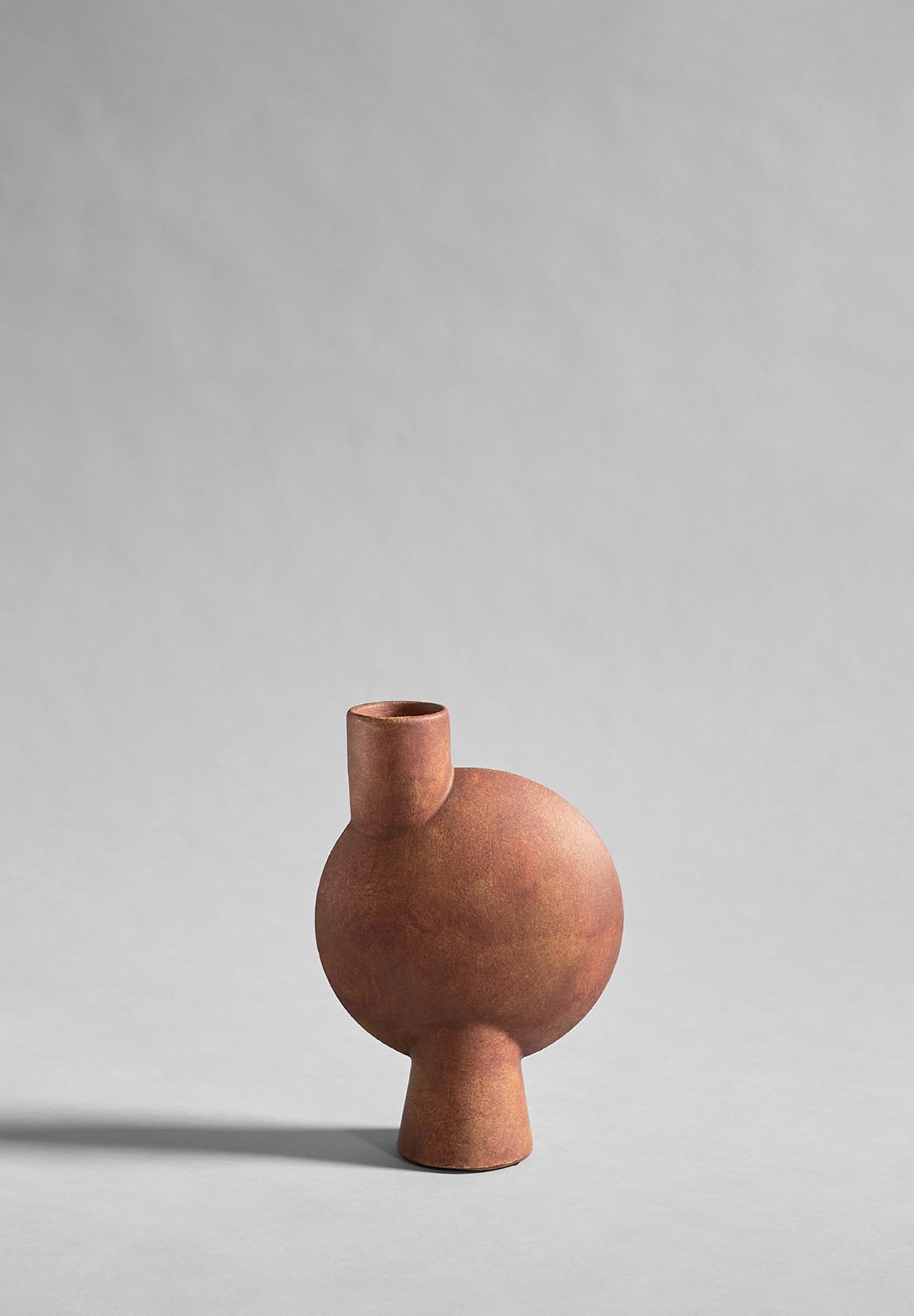 101 CPH Sphere Vase Bubl, Medio -Terracotta