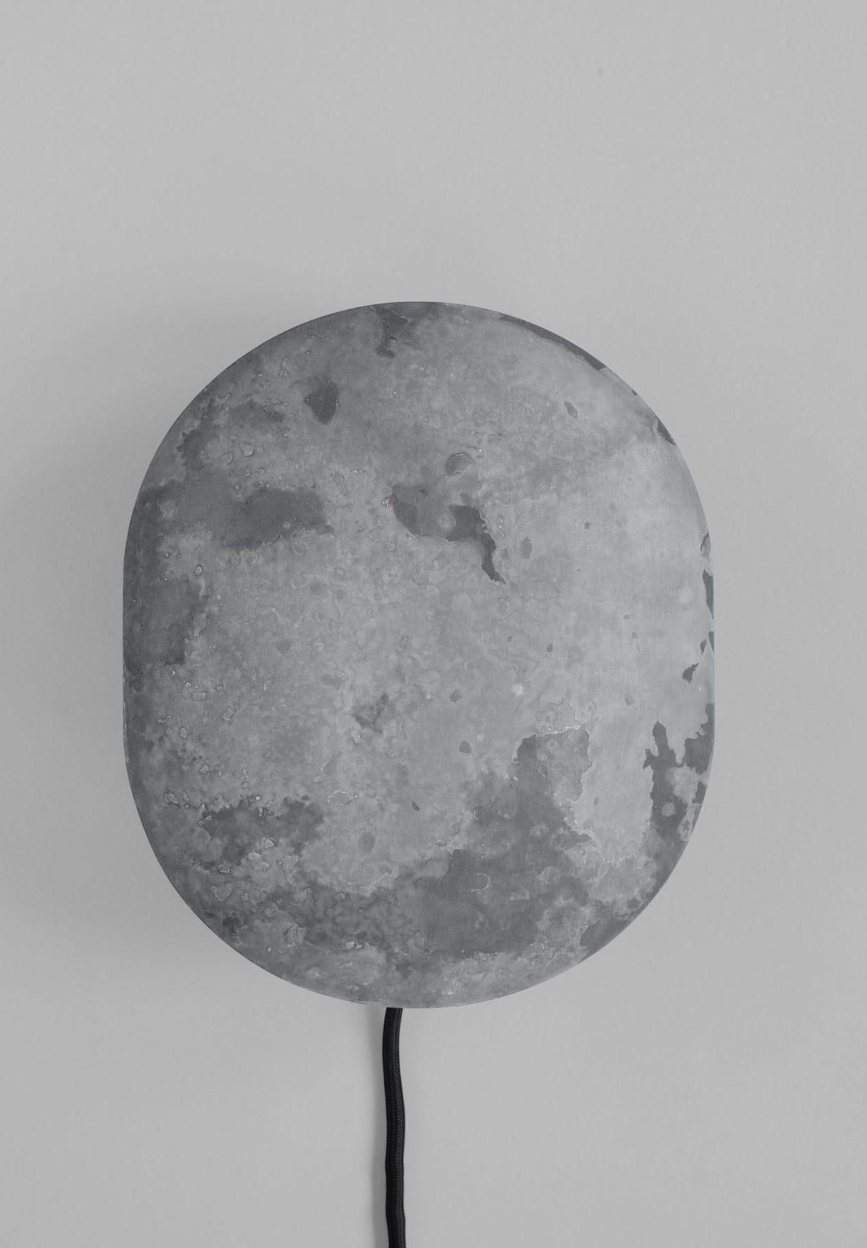 101 CPH Clam Wall Lamp - Oxidized