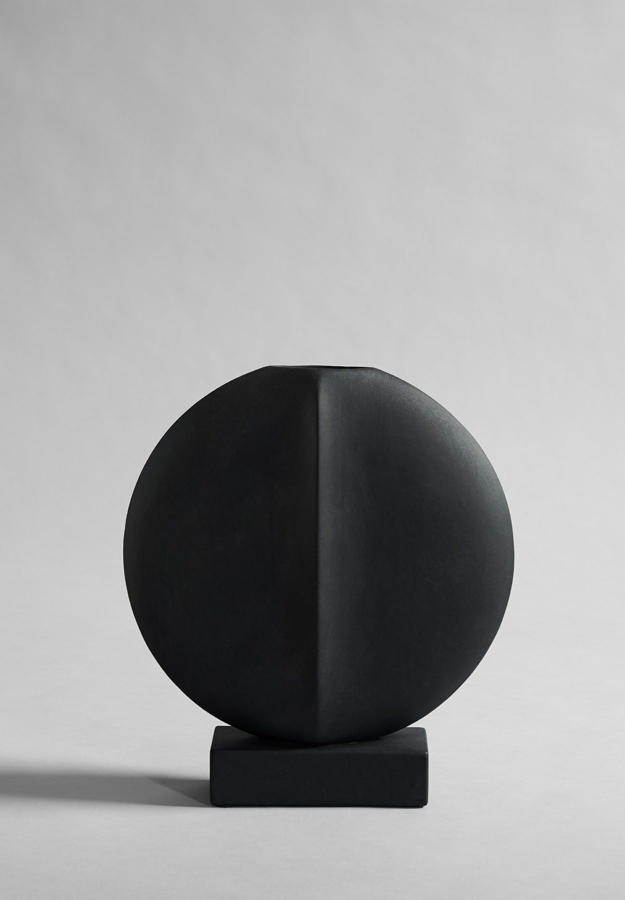 101 CPH Guggenheim Vase, Mini - Black