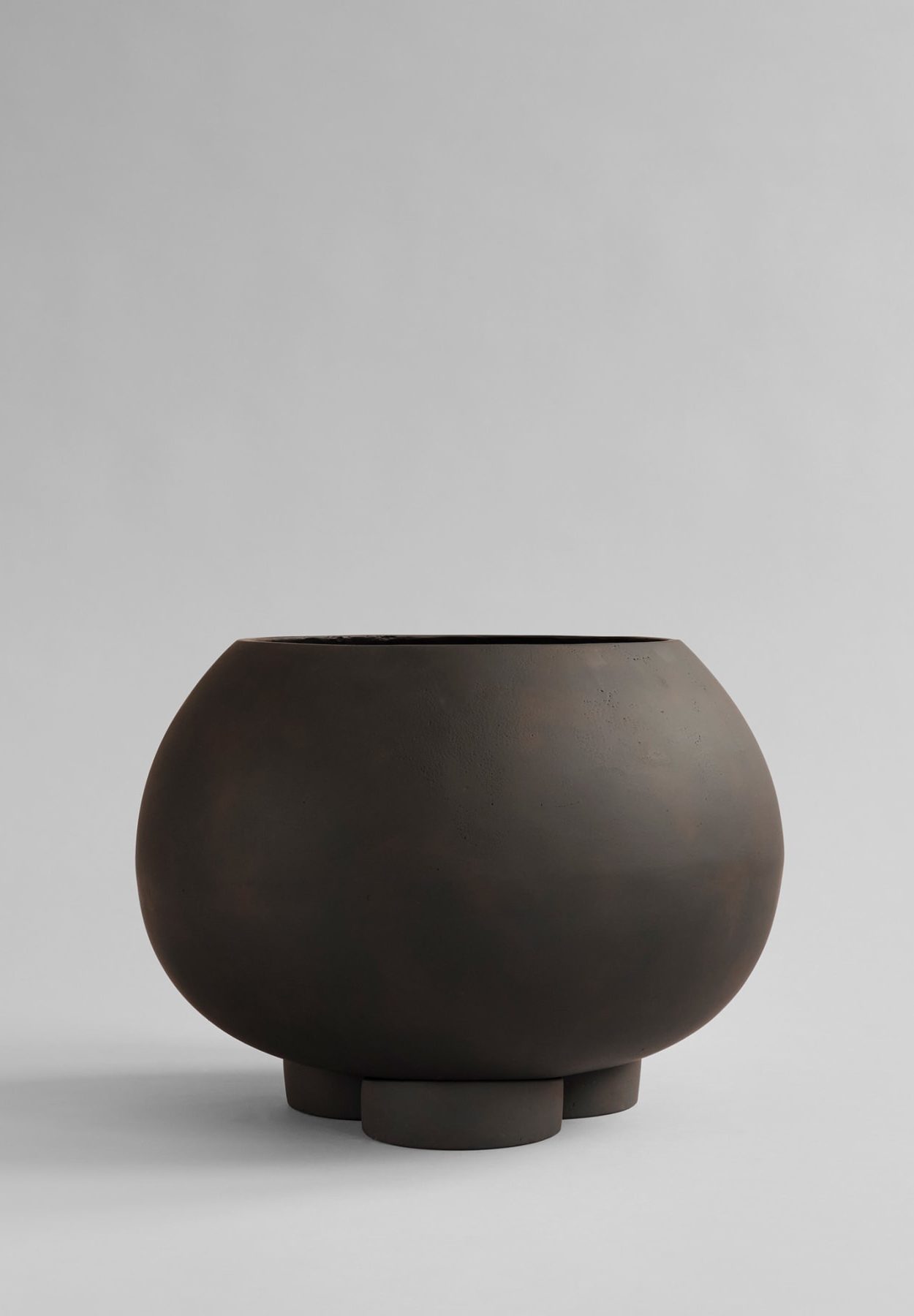 101 CPH Urchin Plant Pot, Medio - Coffee