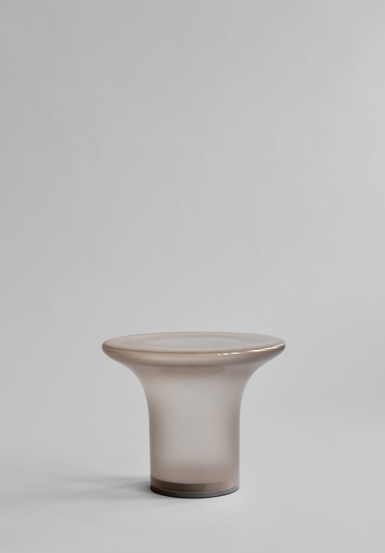 101 CPH Trumpet Table, Low - Smoked Desert