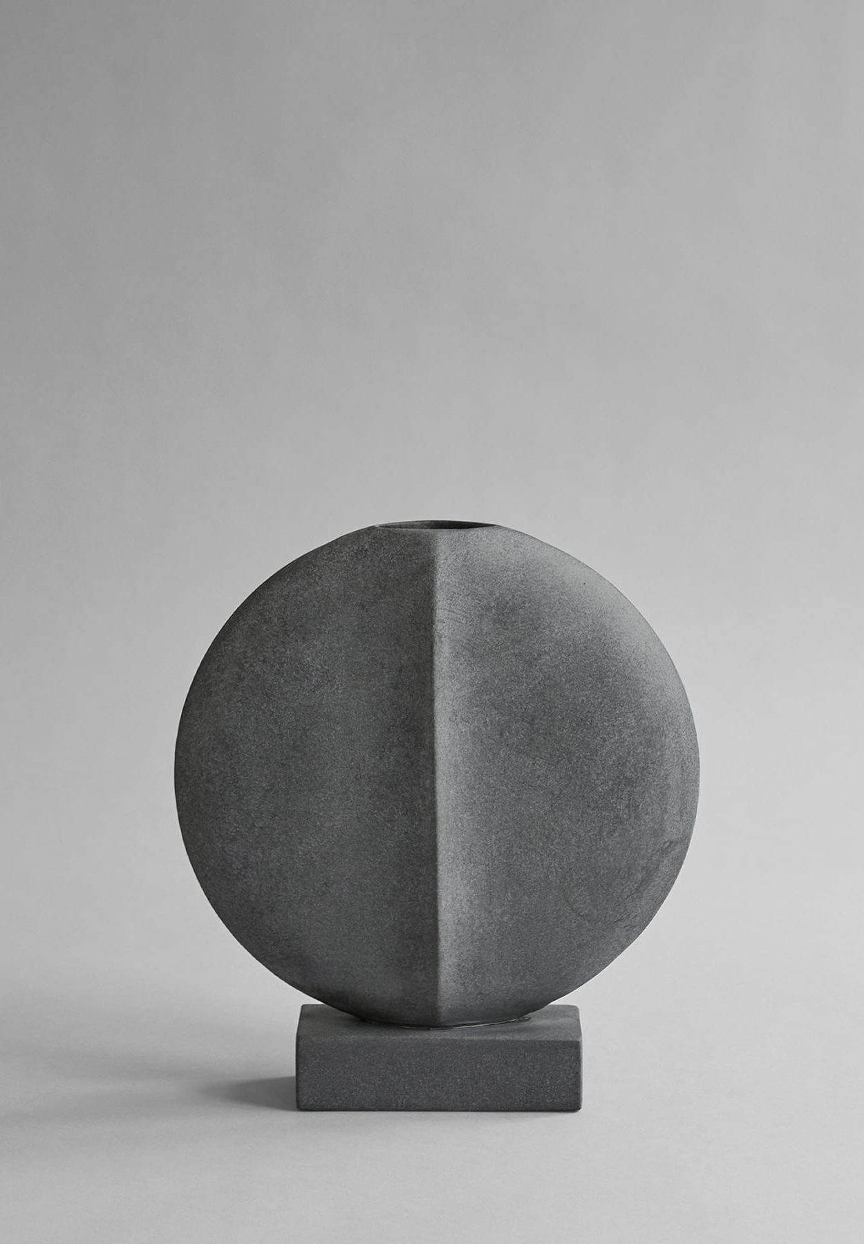 101 CPH Guggenheim Vase, Mini - Dark Grey