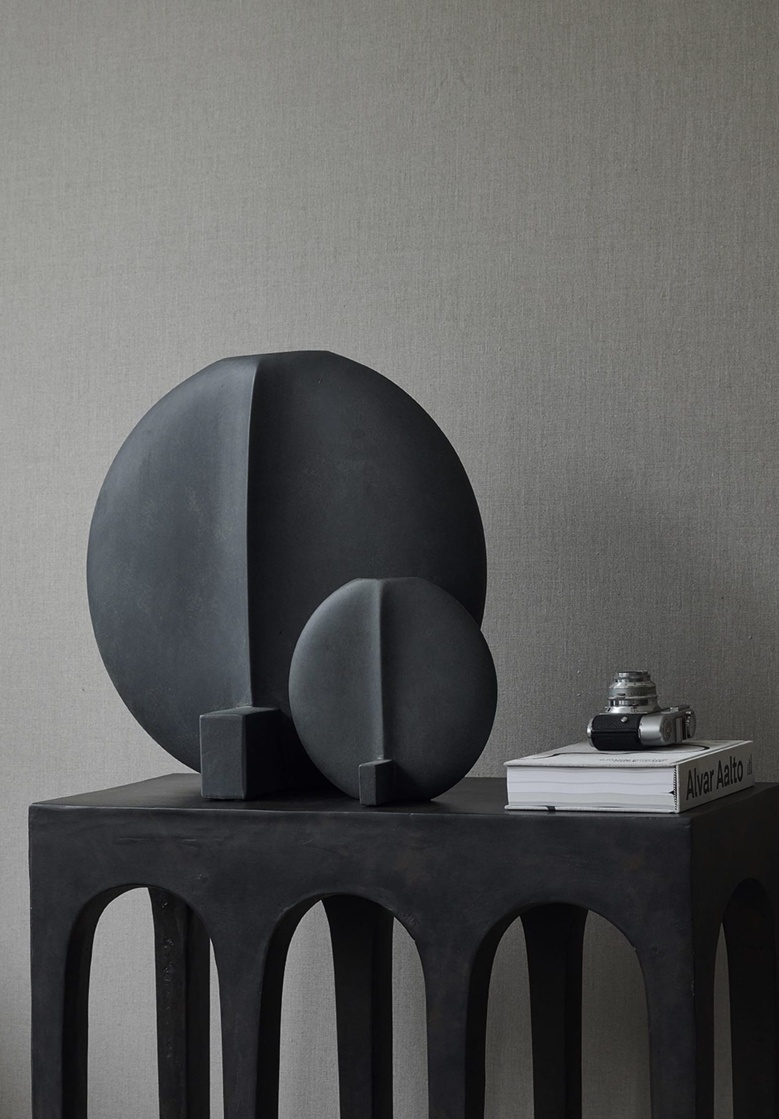 101 CPH Guggenheim Vase, Big - Black