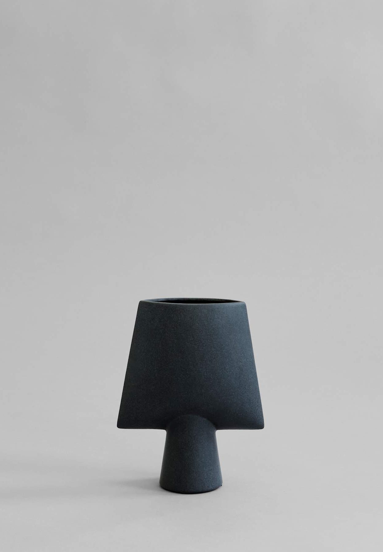 101 CPH Sphere Vase Square, Mini - Black