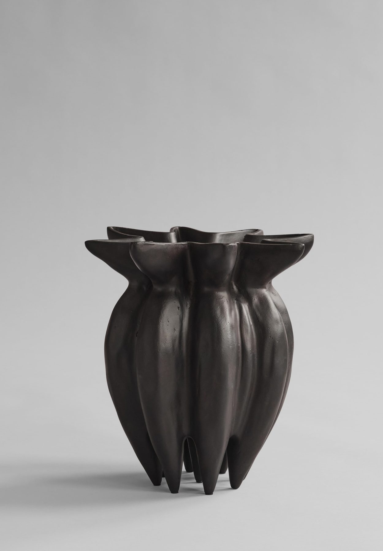 101 CPH Lotus Vase, Mini - Coffee