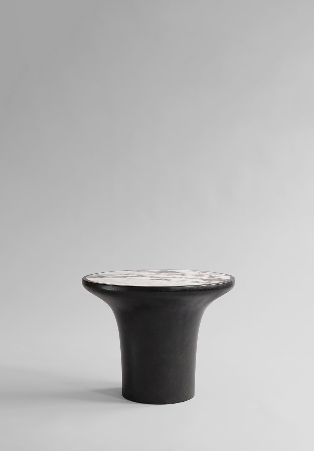 101 CPH Trumpet Table, Low - Calacatta