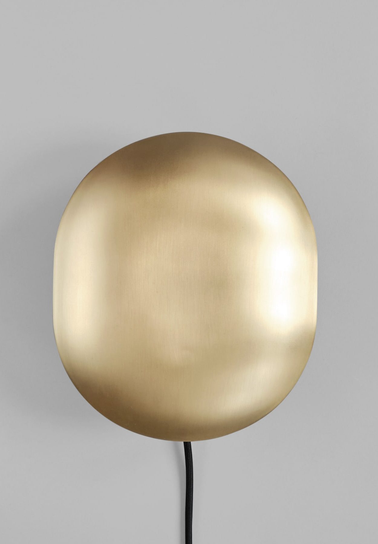 101 CPH Clam Wall Lamp - Brass