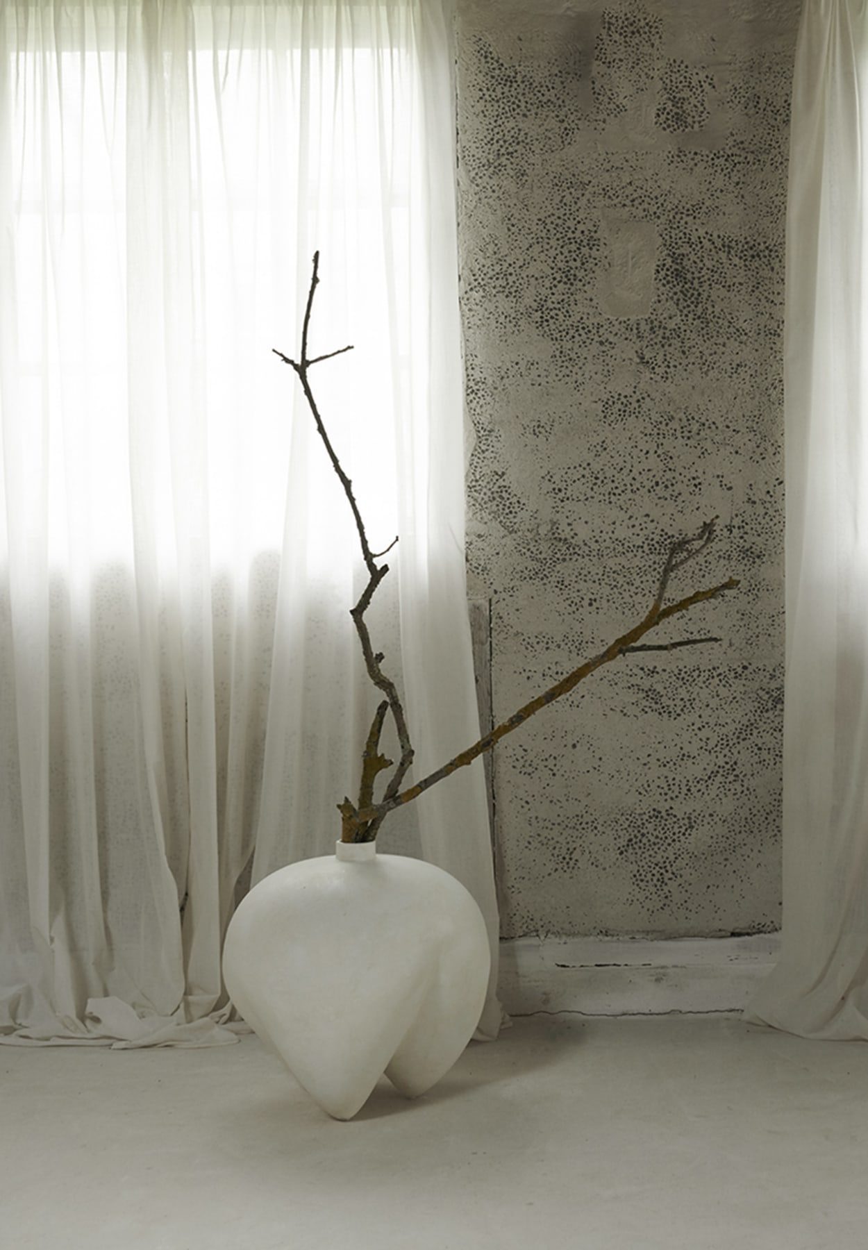 101 CPH Sumo Vase, Big - Bone White