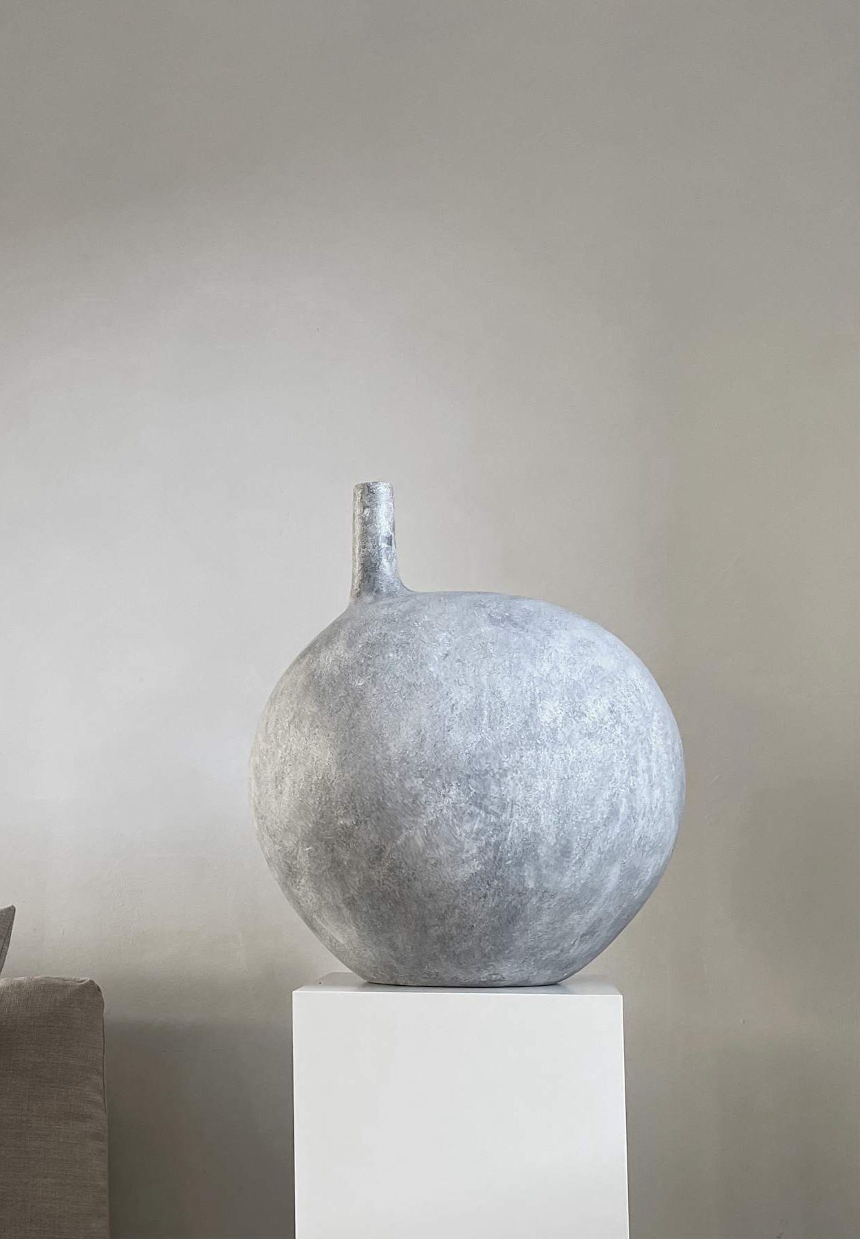 101 CPH Submarine Vase, Big - Light Grey