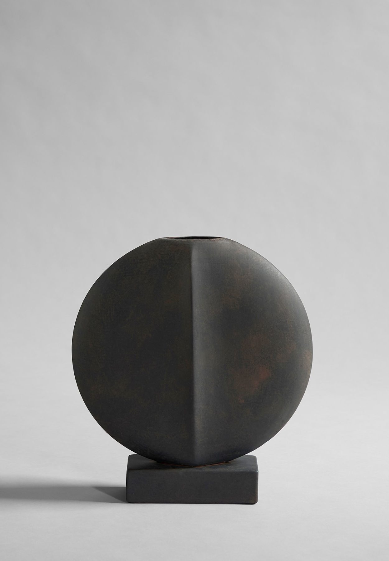 101 CPH Guggenheim Vase, Mini - Coffee