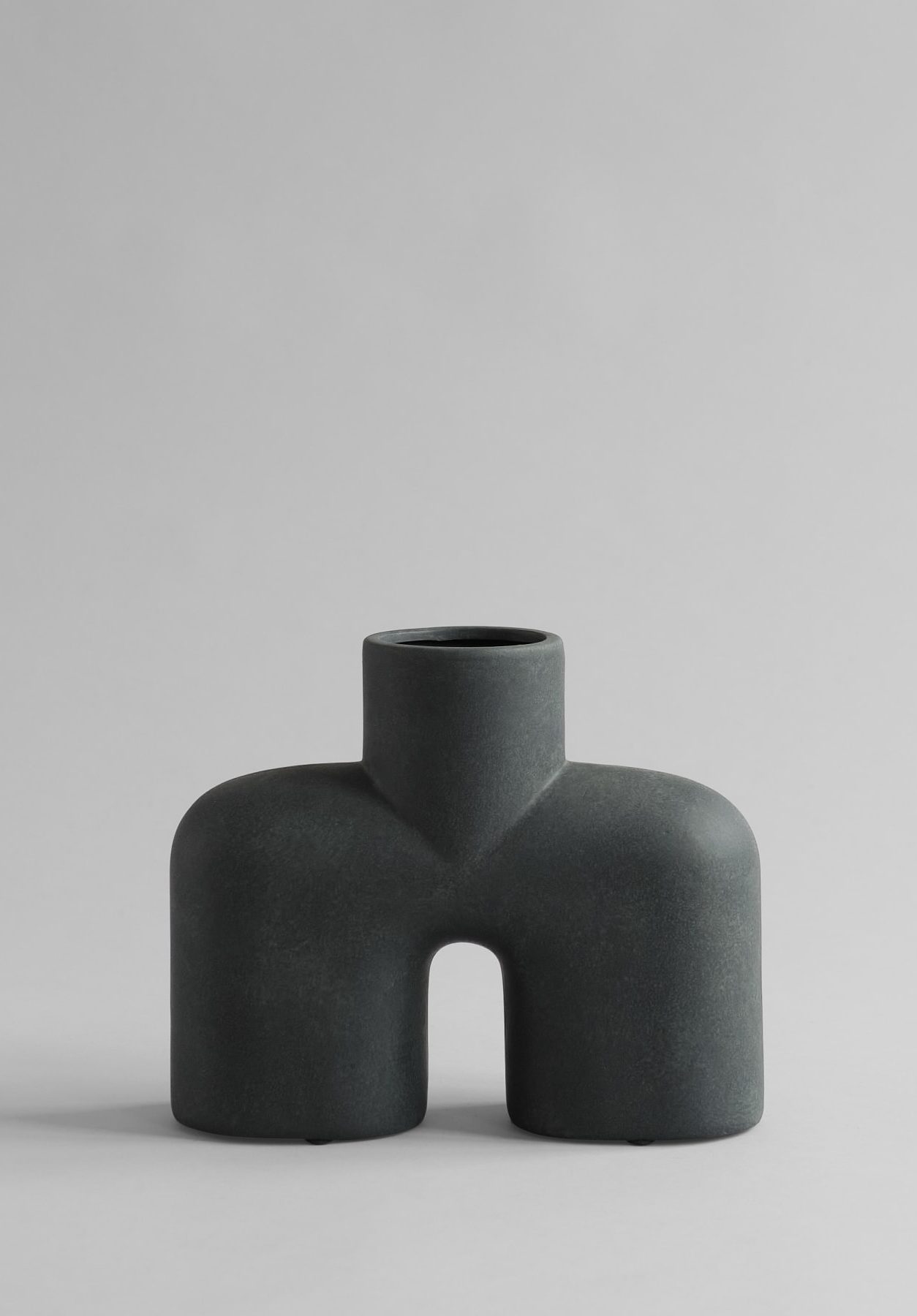101 CPH Cobra Vase Uno, Medio - Black
