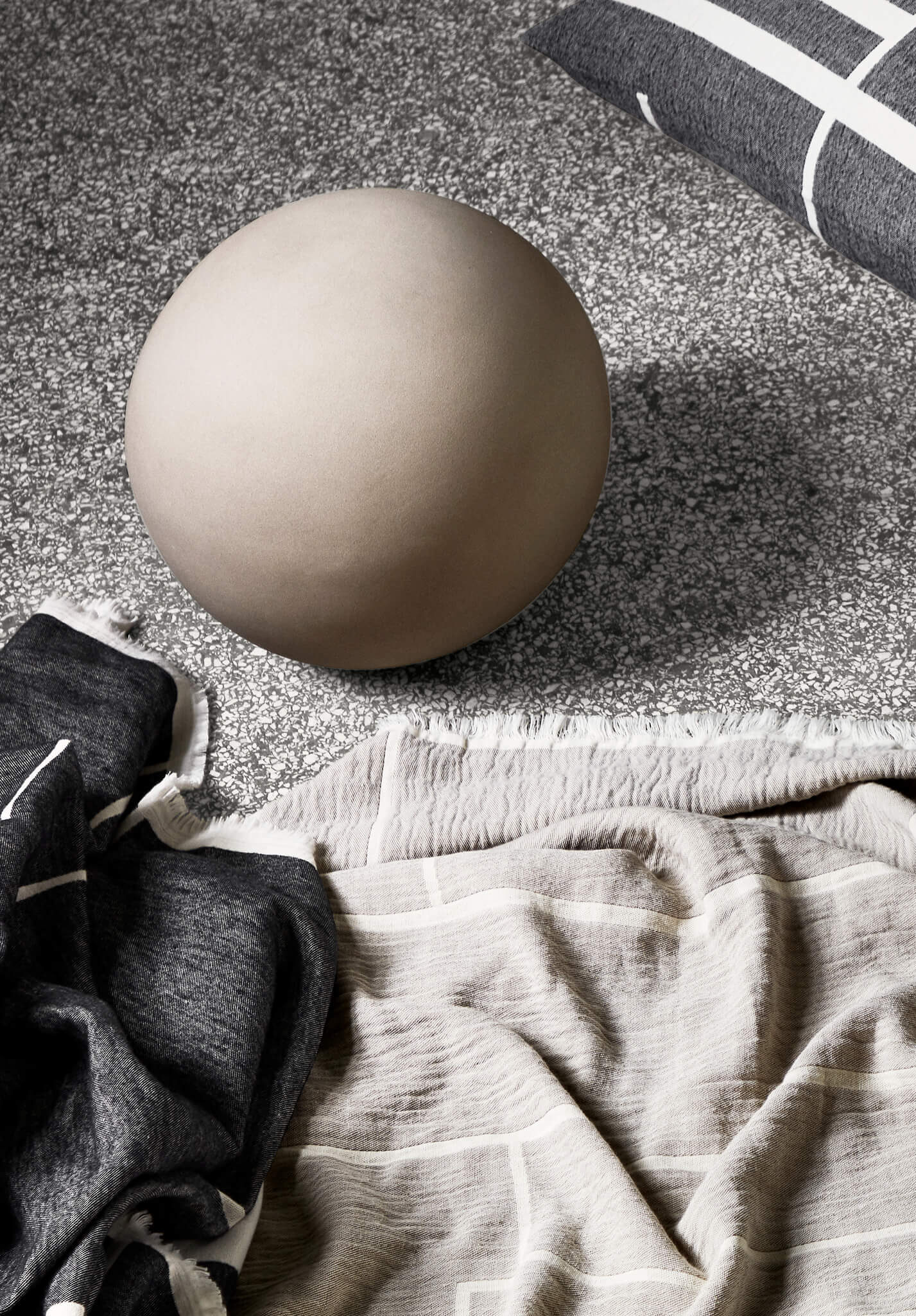 Globe Large | Kristina Dam Studio