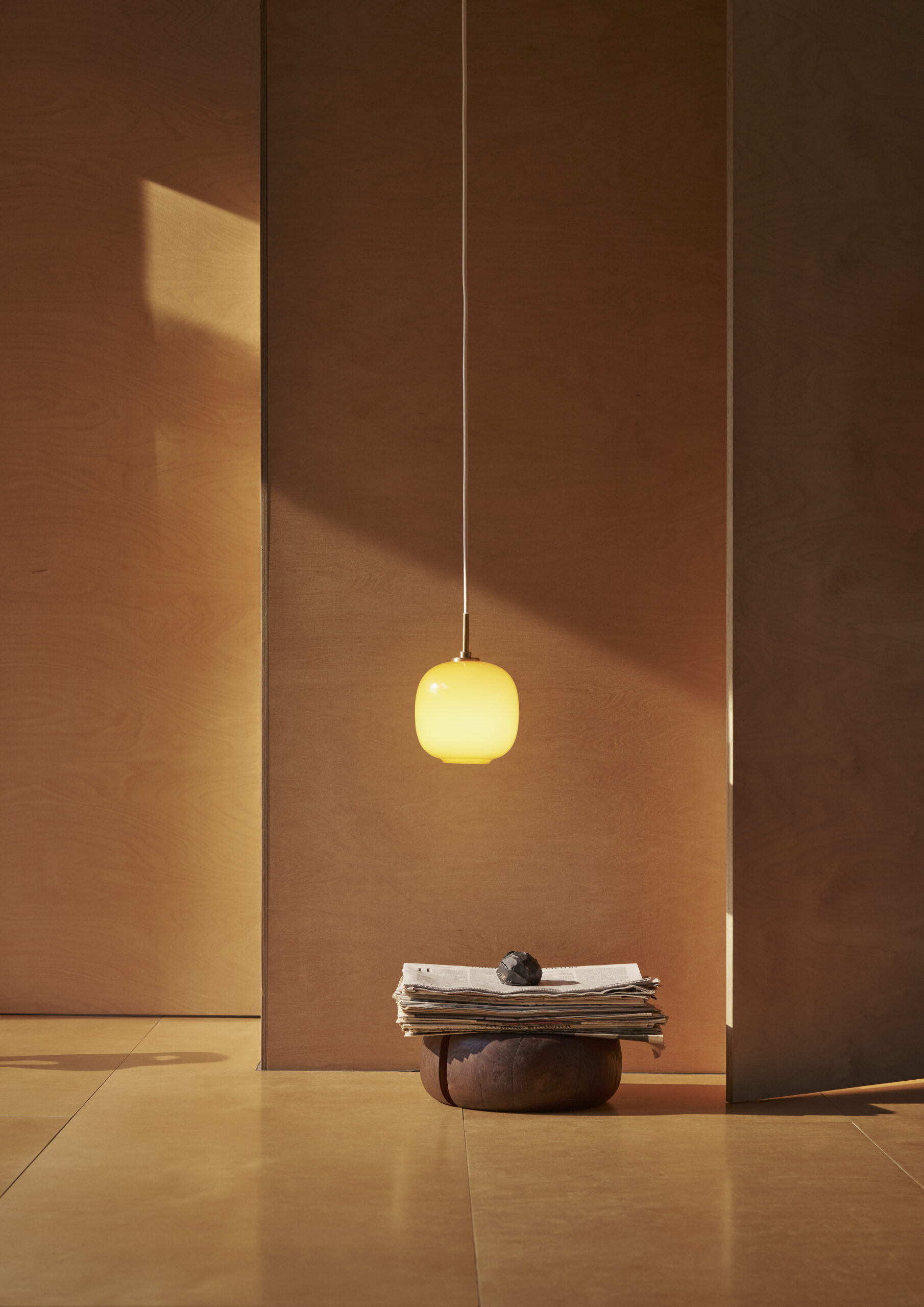 VL 45 RADIOHUS PENDANT amber glass | Louis Poulsen