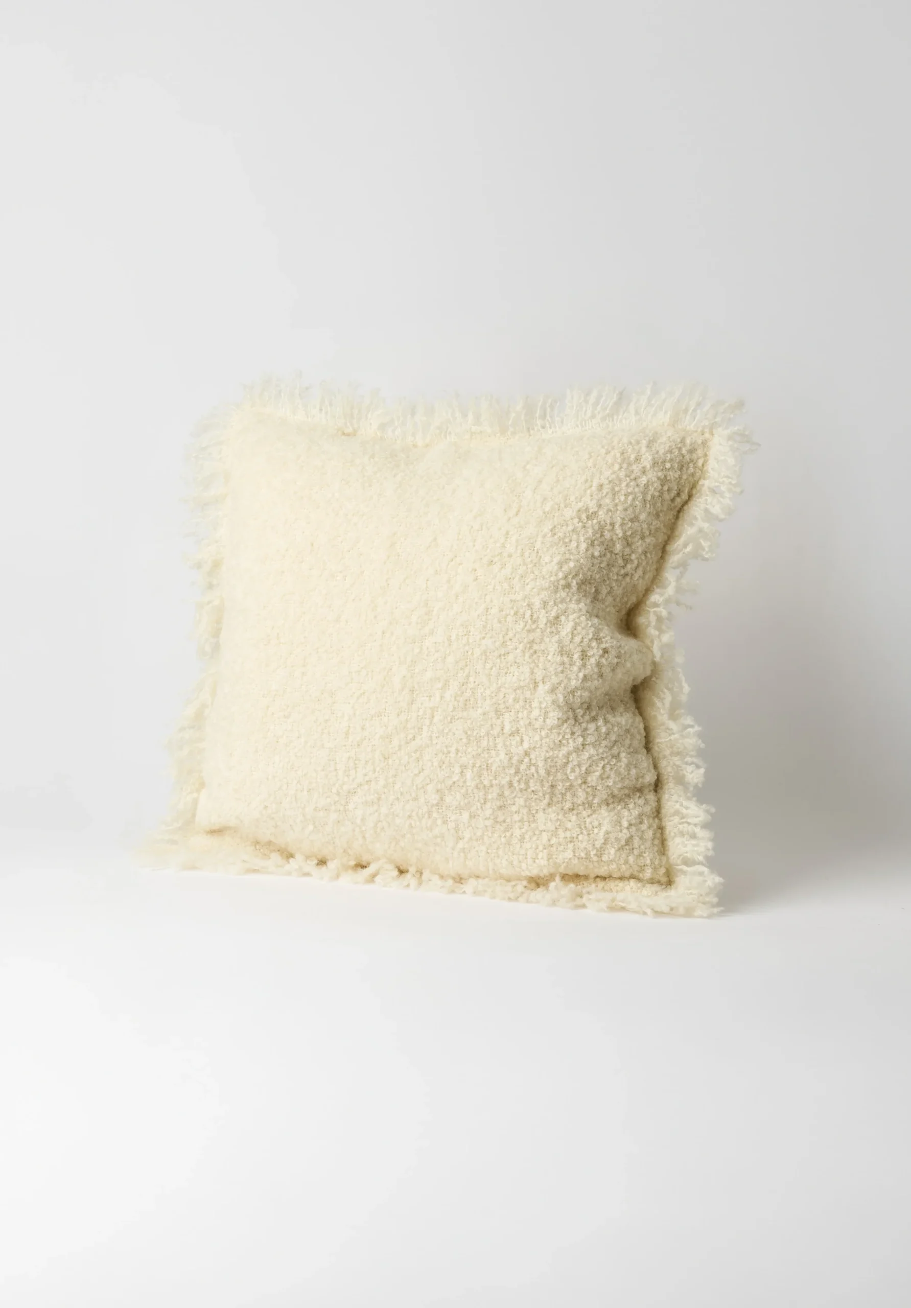 Ivory Cushion 65x65 | Cappelen Dimyr