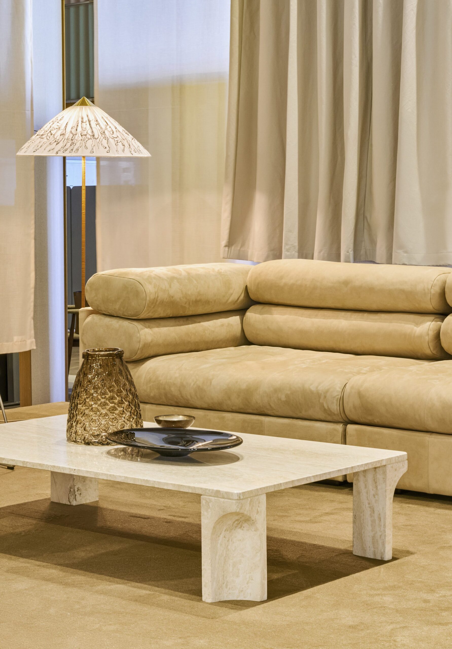 Elogio sofa 3 seater  | GUBI Leather Chamois